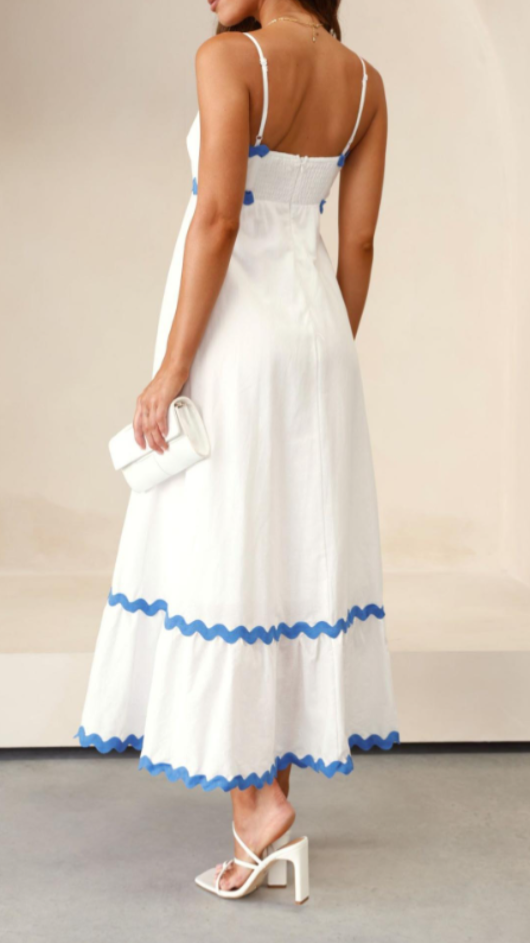 Vestido largo beige sofisticado Ric Rac