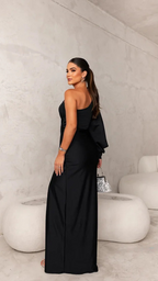 Vestido satinado de un solo hombro con nudo en la cintura