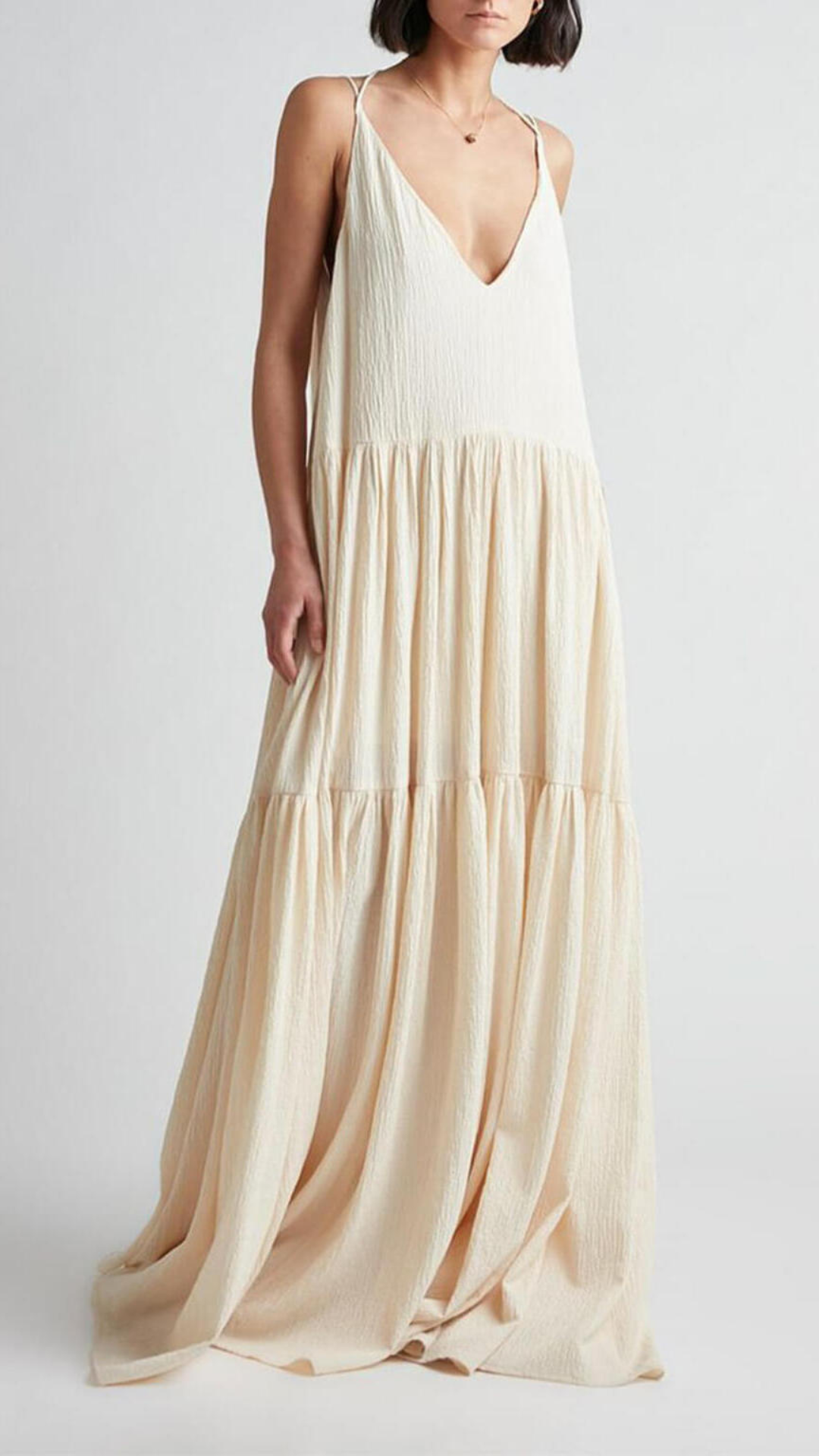 Vestido de Tirantes con Escote en V Profundo