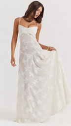 Vestido de espalda abierta Amara