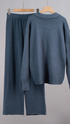 Conjunto de pantalón y jersey de punto