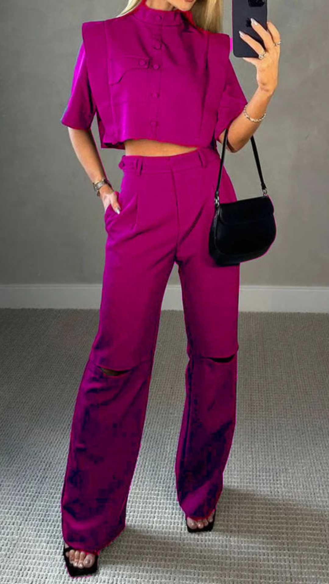 Conjunto Blusa Crop y Pantalón de Cintura Alta